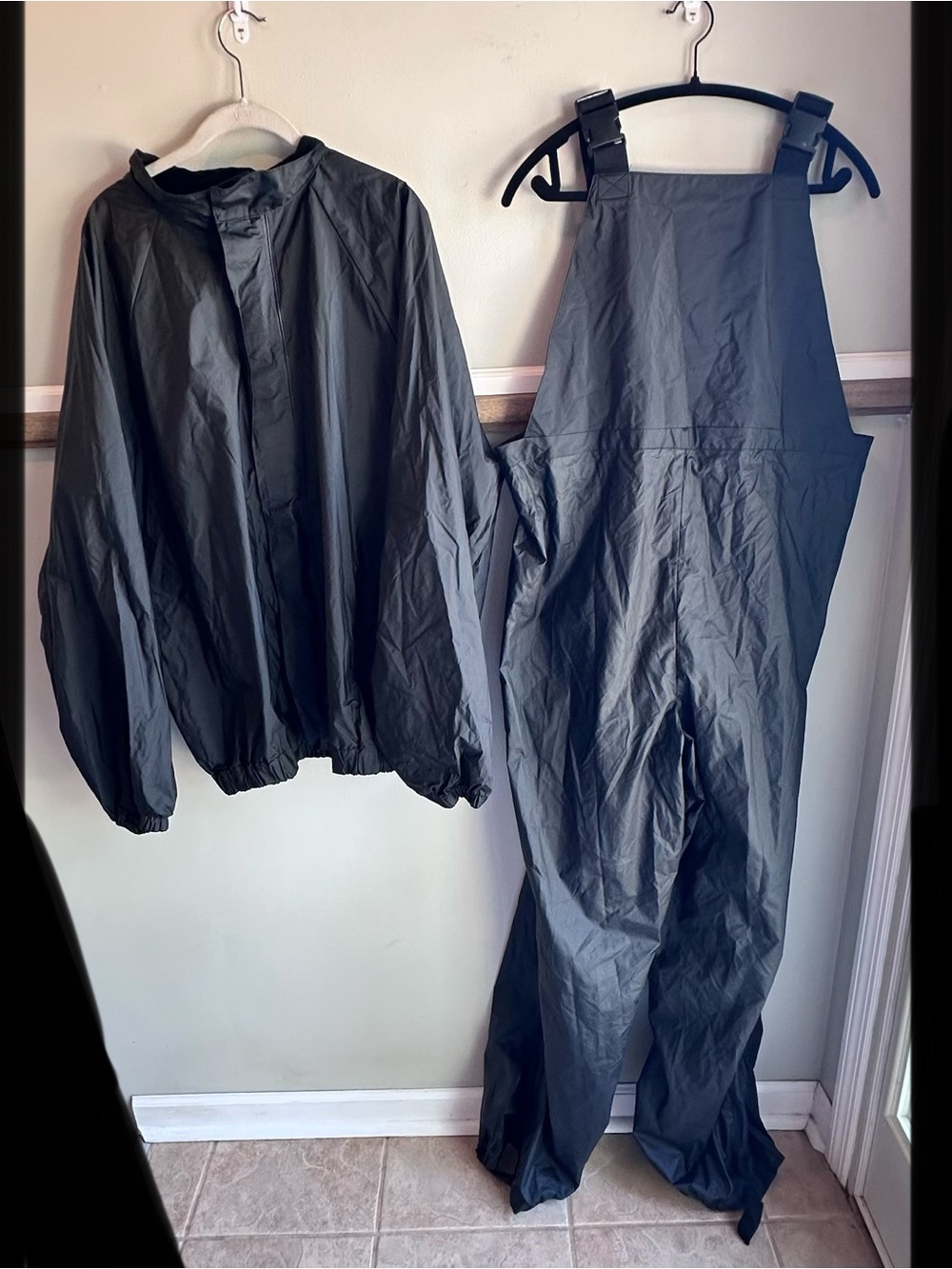 Harley Davidson PVC Rain Suit Black 2 Piece Zip Jacket Bibs Pants